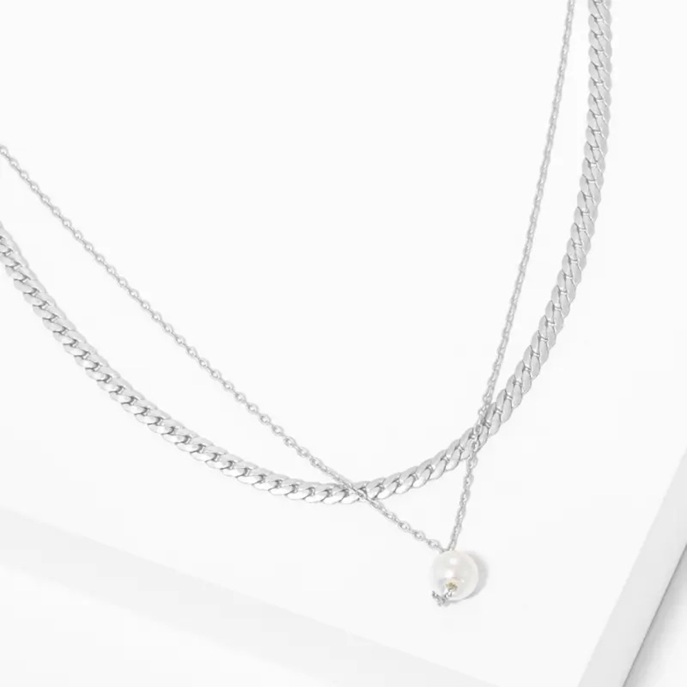 Glass Pearl Layered Necklace